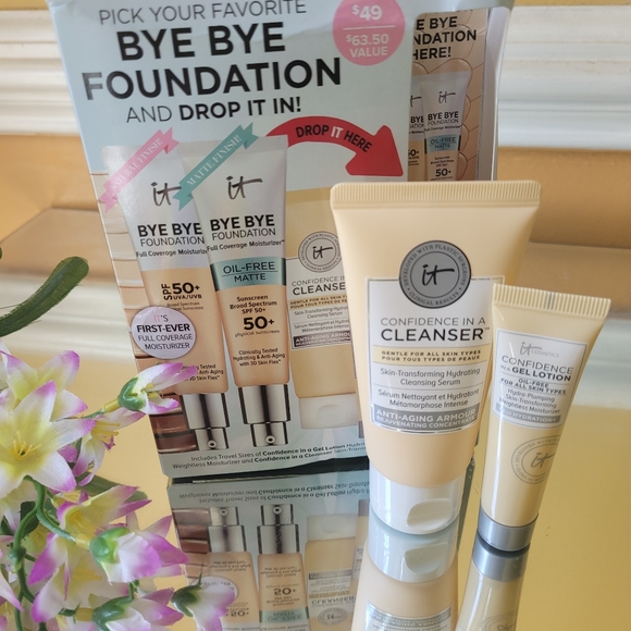 It Cosmetics - Picture 2 of 3